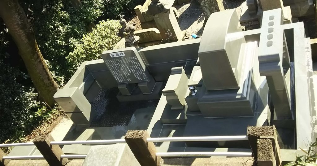 建立例：96　総本小松石 洋型墓石（神奈川県 厚木市）13