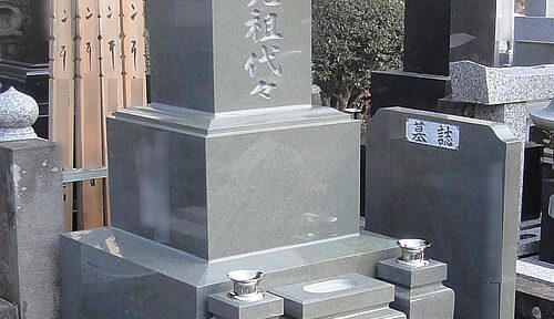 本小松石　和型墓石　2017030406