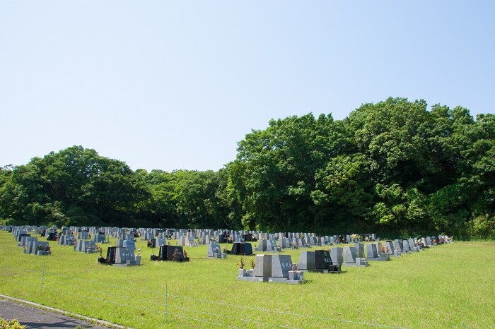 本小松石洋型墓石　神戸市立鵯越墓園