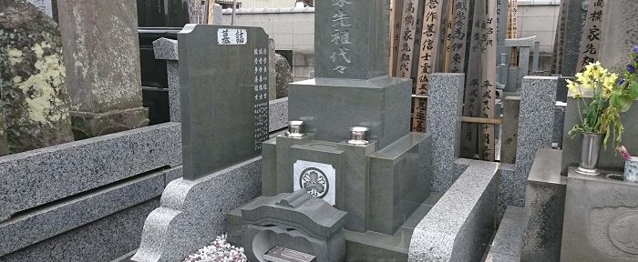 本小松石墓石　国産墓石　和型墓石　2017100702