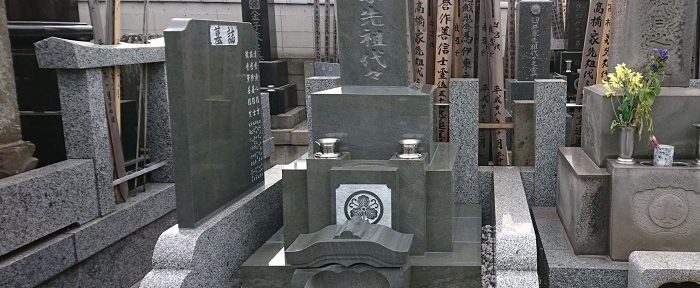 本小松石墓石　国産墓石　和型墓石　2017100701
