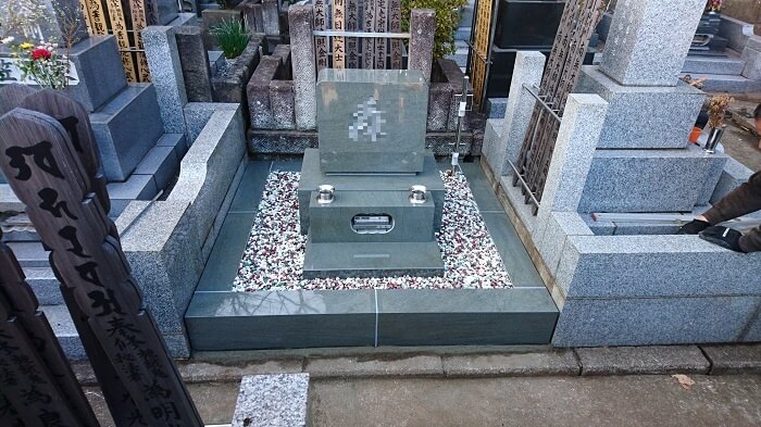 総本小松石 洋型墓石　神奈川県横浜市（宝寿院）